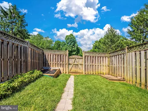 2423 Dunmore Ct, Frederick, MD 21702 photo 17