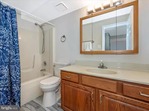 2423 Dunmore Ct, Frederick, MD 21702 photo 14