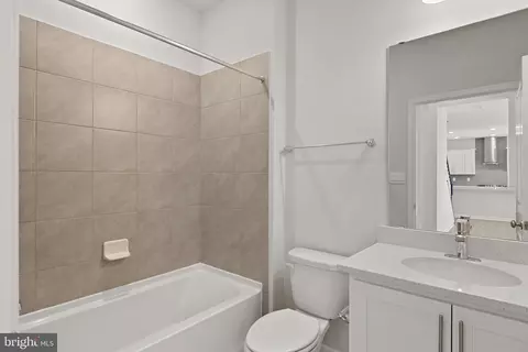 468 Hanson St, Frederick, MD 21701 photo 8