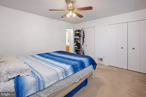 Bedroom - 5684 Crabapple Dr, Frederick, MD 21703 photo 2 of 6