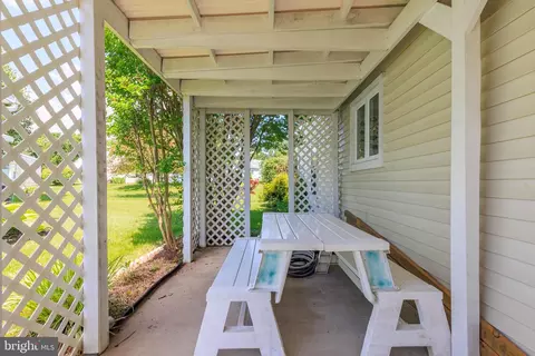 Exterior - 5684 Crabapple Dr, Frederick, MD 21703 photo 4 of 4
