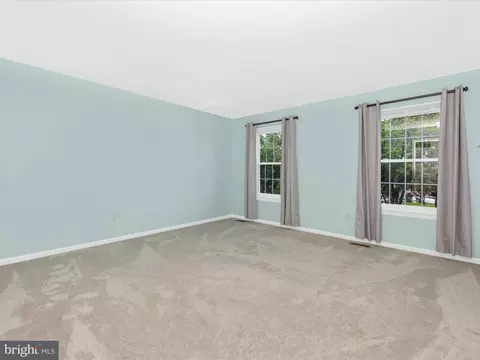 Living - 1422 Teal Ln, Frederick, MD 21703 photo 5 of 5