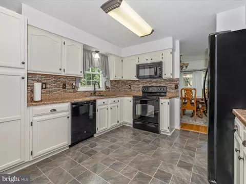 Kitchen - 1422 Teal Ln, Frederick, MD 21703 photo 1 of 4
