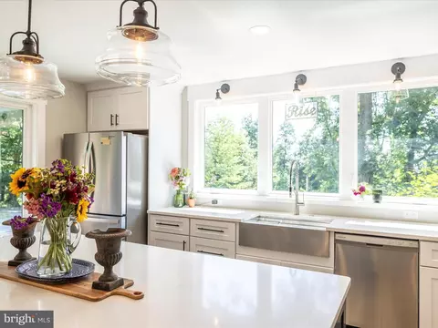 Kitchen - 5316 Stone Rd, Frederick, MD 21703 photo 5 of 8