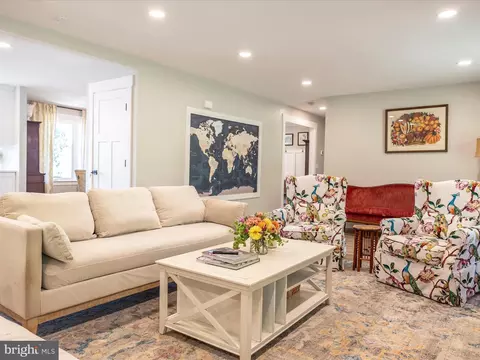 Living - 5316 Stone Rd, Frederick, MD 21703 photo 4 of 6