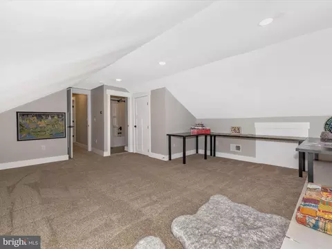 Entry Way - 5316 Stone Rd, Frederick, MD 21703 photo 7 of 9