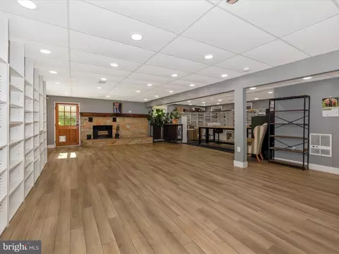 Living - 5316 Stone Rd, Frederick, MD 21703 photo 5 of 6