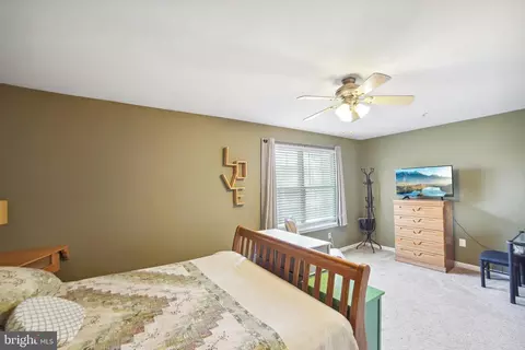 924 Turning Point Ct, Frederick, MD 21701 photo 18