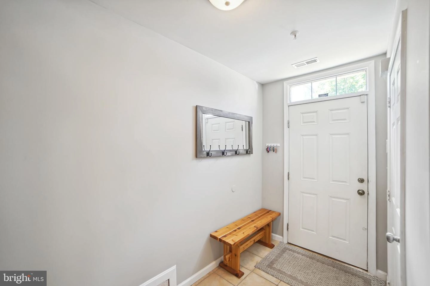 924 Turning Point Ct, Frederick, MD 21701 photo 2