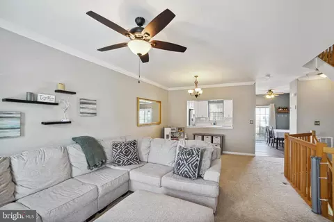 924 Turning Point Ct, Frederick, MD 21701 photo 6