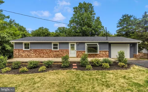 6411 Fulmer Rd, Frederick, MD 21703 photo 2