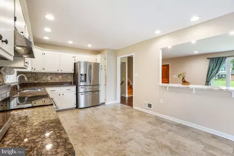 7006 Runnymeade Ct, Frederick, MD 21702 photo 7