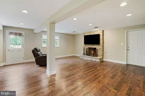 7006 Runnymeade Ct, Frederick, MD 21702 photo 40