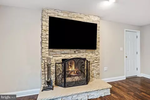 7006 Runnymeade Ct, Frederick, MD 21702 photo 41