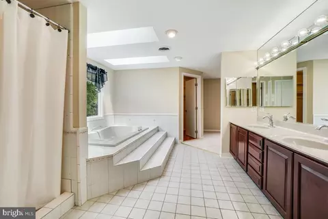 7006 Runnymeade Ct, Frederick, MD 21702 photo 25