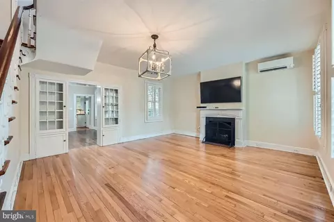 Living - 335 E 3rd St, Frederick, MD 21701 photo 1 of 3