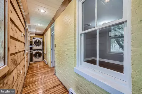 Entry Way - 335 E 3rd St, Frederick, MD 21701 photo 3 of 4