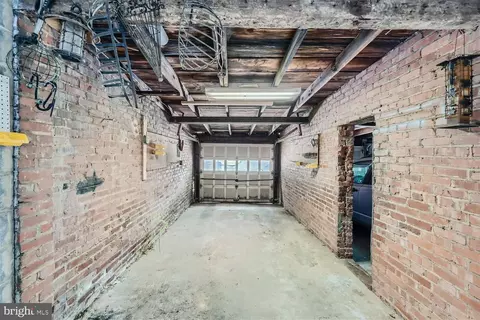 Entry Way - 335 E 3rd St, Frederick, MD 21701 photo 4 of 4