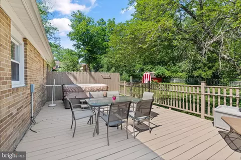 6233 White Oak Dr, Frederick, MD 21701 photo 11