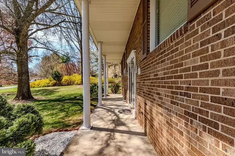 6233 White Oak Dr, Frederick, MD 21701 photo 29