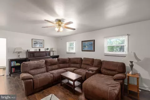 6233 White Oak Dr, Frederick, MD 21701 photo 26
