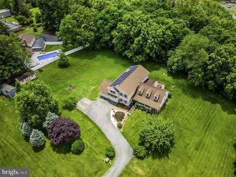 View/Area - 4483 Willow Tree Dr, Middletown, MD 21769 photo 8 of 16