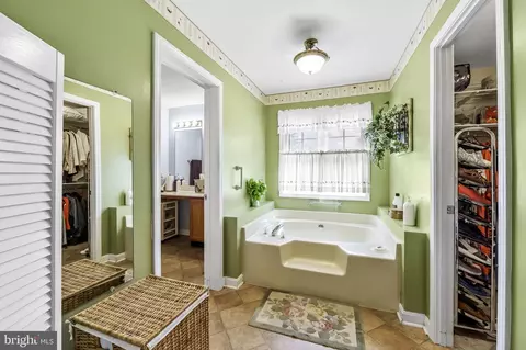 Bath - 4483 Willow Tree Dr, Middletown, MD 21769 photo 1 of 4