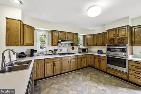 Kitchen - 4483 Willow Tree Dr, Middletown, MD 21769 photo 1 of 3