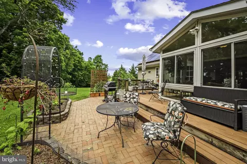 Exterior - 4483 Willow Tree Dr, Middletown, MD 21769 photo 7 of 10