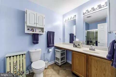 Bath - 4483 Willow Tree Dr, Middletown, MD 21769 photo 2 of 4