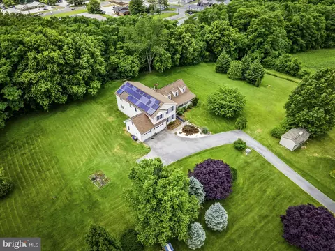View/Area - 4483 Willow Tree Dr, Middletown, MD 21769 photo 6 of 16