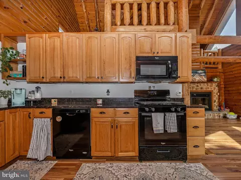 8051 Old Receiver Rd, Frederick, MD 21702 photo 10