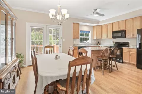 2009 Sumner Dr, Frederick, MD 21702 photo 9