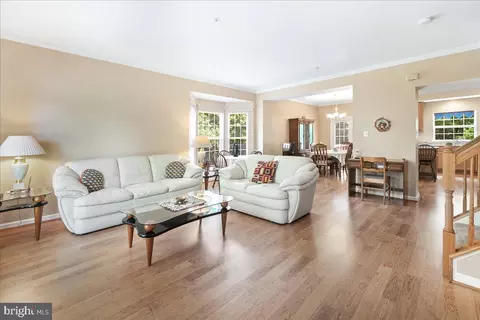 2009 Sumner Dr, Frederick, MD 21702 photo 5