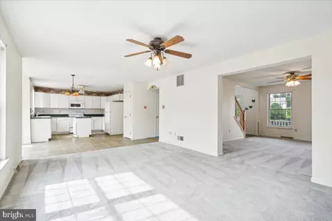 Living - 4962 Farringdon Ct, Frederick, MD 21703 photo 5 of 5
