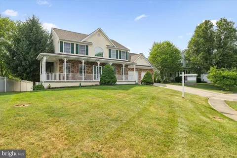 Exterior - 4962 Farringdon Ct, Frederick, MD 21703 photo 3 of 10