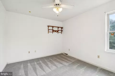 Bedroom - 4962 Farringdon Ct, Frederick, MD 21703 photo 3 of 6