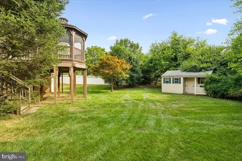 Exterior - 4962 Farringdon Ct, Frederick, MD 21703 photo 7 of 10