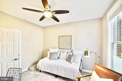 Bedroom - 35 E All Saints St #117, Frederick, MD 21701 photo 4 of 4