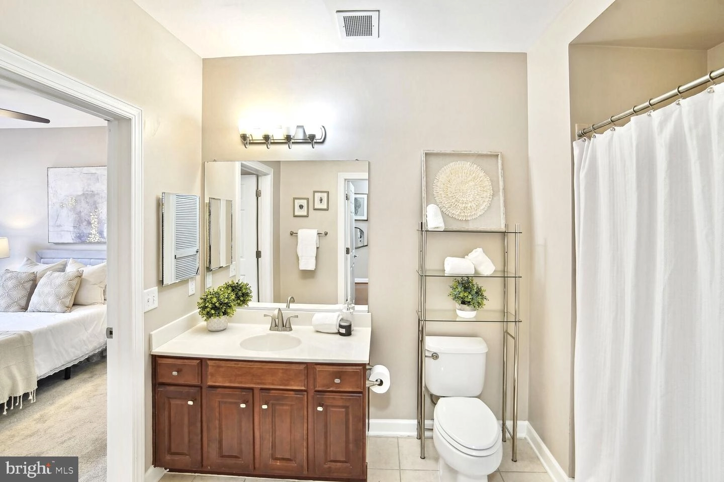 Bath - 35 E All Saints St #117, Frederick, MD 21701 photo 2 of 2