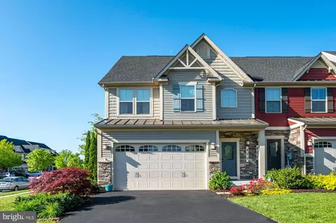 400 Wills Creek Dr, Brunswick, MD 21716