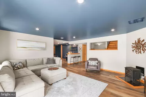 Living - 3027 Marker Rd, Middletown, MD 21769 photo 6 of 6