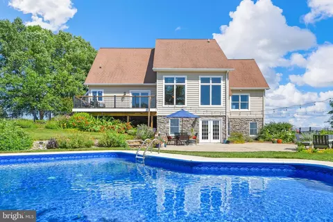Exterior - 3027 Marker Rd, Middletown, MD 21769 photo 19 of 27