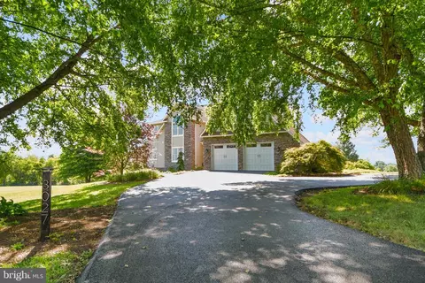 Exterior - 3027 Marker Rd, Middletown, MD 21769 photo 3 of 27