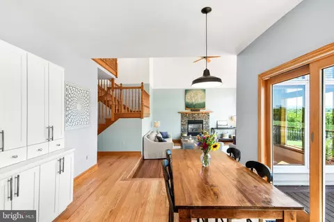 Dining - 3027 Marker Rd, Middletown, MD 21769 photo 3 of 4