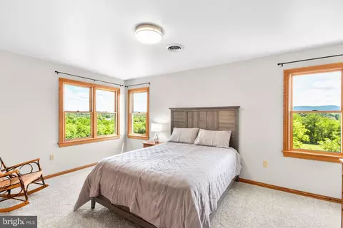 Bedroom - 3027 Marker Rd, Middletown, MD 21769 photo 4 of 6