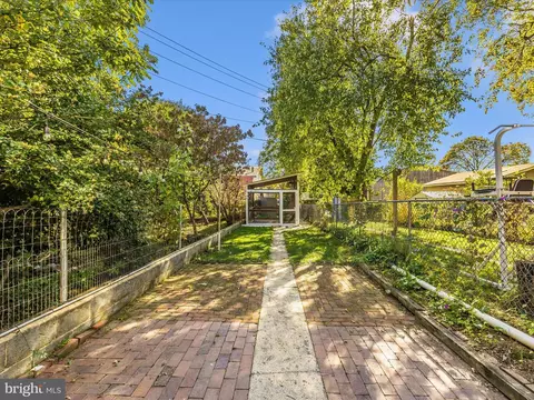 Exterior - 252 E 7th St E, Frederick, MD 21701 photo 3 of 3