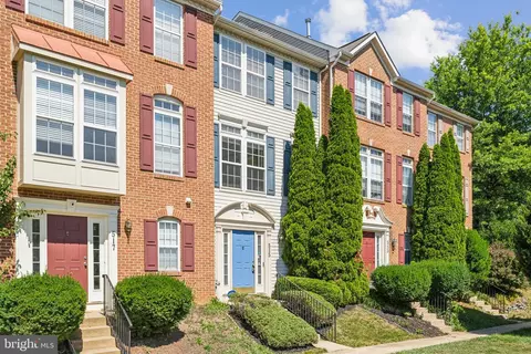 Exterior - 515 Eisenhower Dr, Frederick, MD 21703 photo 3 of 4