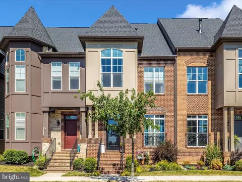 1161 Holden Rd, Frederick, MD 21701