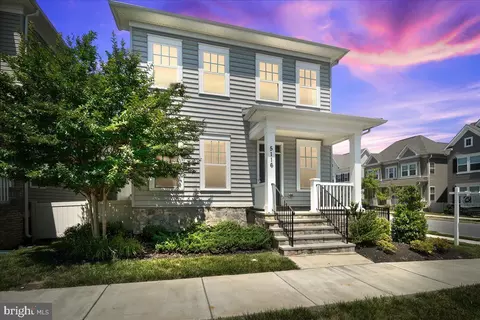 5116 Continental Dr, Frederick, MD 21703